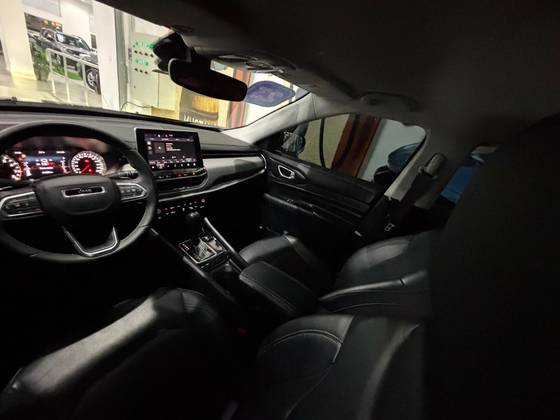 JEEP COMPASS 1.3 T270 TURBO FLEX LONGITUDE AT6 — foto 5