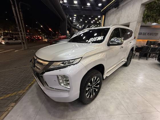 MITSUBISHI PAJERO SPORT 2.4 16V MIVEC TURBO DIESEL HPE-S AWD AUTOMÁTICO — foto 3