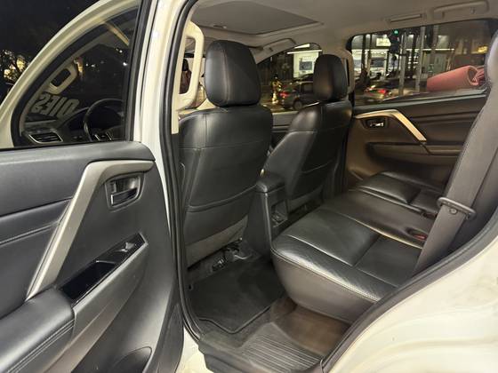 MITSUBISHI PAJERO SPORT 2.4 16V MIVEC TURBO DIESEL HPE-S AWD AUTOMÁTICO — foto 17