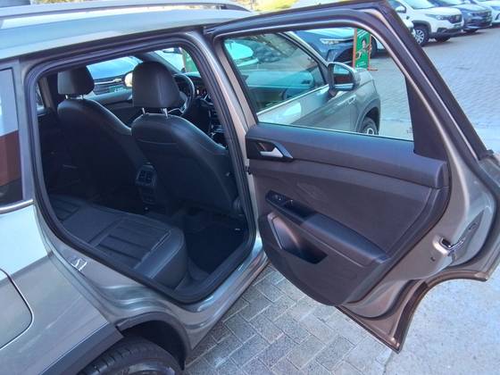 VOLKSWAGEN TAOS 1.4 250 TSI TOTAL FLEX HIGHLINE AUTOMÁTICO — foto 11