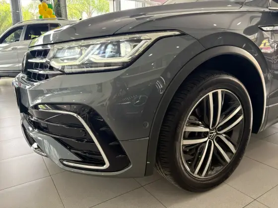 VOLKSWAGEN TIGUAN 2.0 300 TSI GASOLINA ALLSPACE R-LINE AUTOMÁTICO — foto 6
