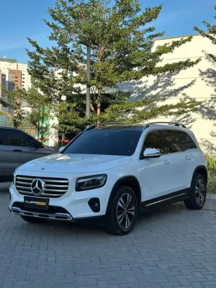 MERCEDES-BENZ GLB 220 2.0 MHEV PROGRESSIVE 4MATIC 8G-DCT — foto 3