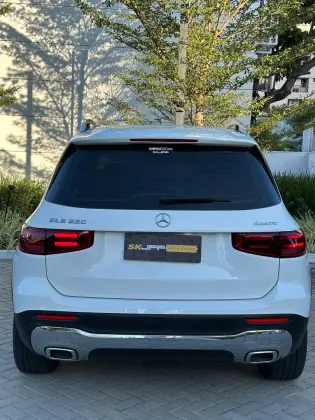 MERCEDES-BENZ GLB 220 2.0 MHEV PROGRESSIVE 4MATIC 8G-DCT — foto 5