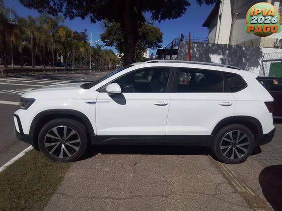 VOLKSWAGEN TAOS 1.4 250 TSI TOTAL FLEX HIGHLINE AUTOMÁTICO — foto 2