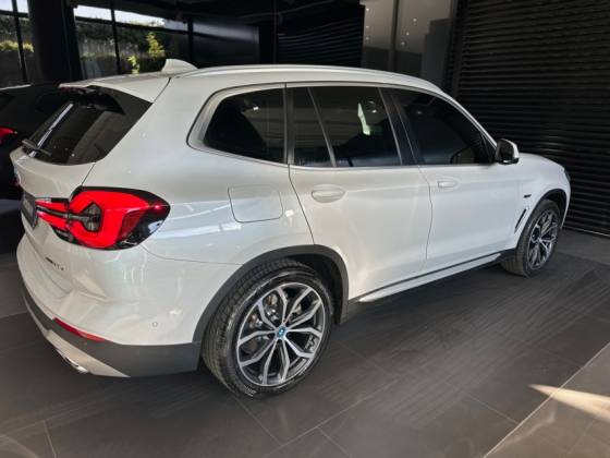 BMW X3 2.0 16V HÍBRIDO X LINE XDRIVE30E STEPTRONIC — foto 6