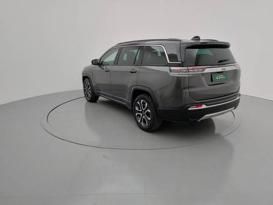 JEEP COMMANDER 1.3 T270 TURBO FLEX LIMITED AT6 — foto 3