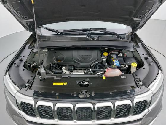 JEEP COMMANDER 1.3 T270 TURBO FLEX LIMITED AT6 — foto 10