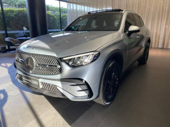MERCEDES-BENZ GLC 300 2.0 MHEV AMG LINE 4MATIC 9G-TRONIC — foto 2