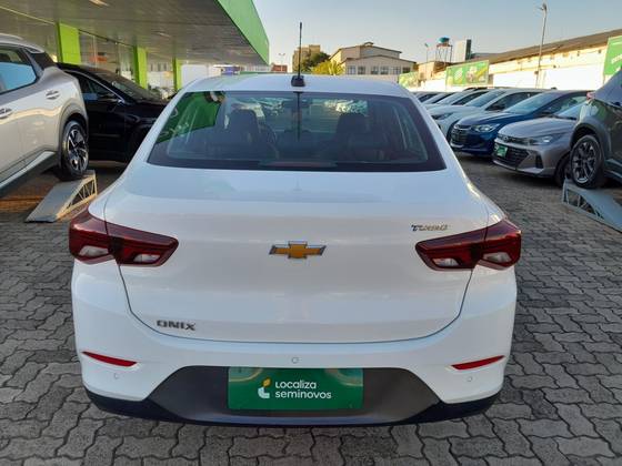 CHEVROLET ONIX 1.0 TURBO FLEX LTZ AUTOMÁTICO — foto 4