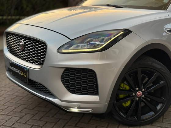 JAGUAR E-PACE 2.0 16V P200 GASOLINA R-DYNAMIC S AWD AUTOMÁTICO — foto 6