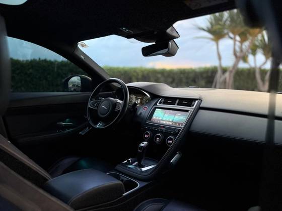 JAGUAR E-PACE 2.0 16V P200 GASOLINA R-DYNAMIC S AWD AUTOMÁTICO — foto 10