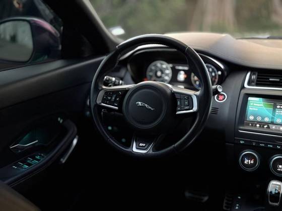 JAGUAR E-PACE 2.0 16V P200 GASOLINA R-DYNAMIC S AWD AUTOMÁTICO — foto 12