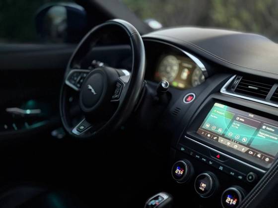 JAGUAR E-PACE 2.0 16V P200 GASOLINA R-DYNAMIC S AWD AUTOMÁTICO — foto 13