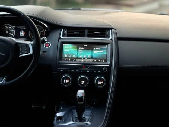 JAGUAR E-PACE 2.0 16V P200 GASOLINA R-DYNAMIC S AWD AUTOMÁTICO — foto 16