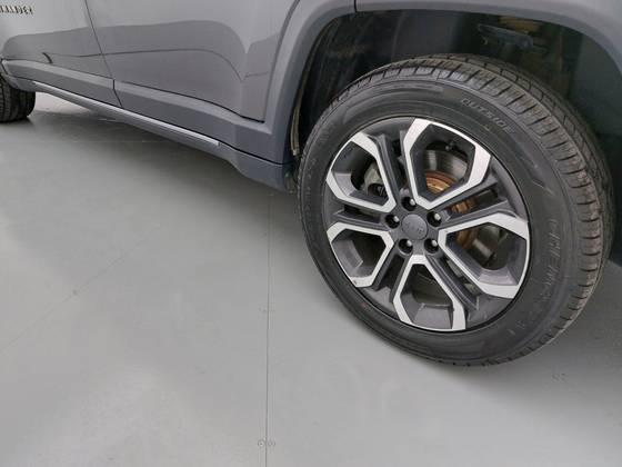 JEEP COMMANDER 1.3 T270 TURBO FLEX LIMITED AT6 — foto 12