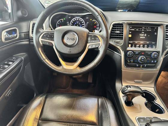 JEEP GRAND CHEROKEE 3.0 LIMITED 4X4 V6 24V TURBO DIESEL 4P AUTOMÁTICO — foto 7