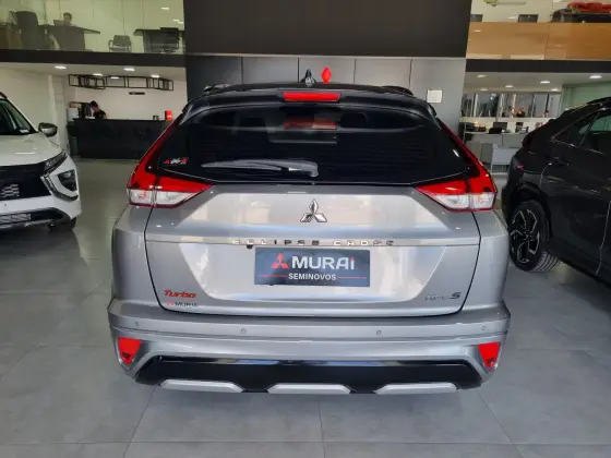 MITSUBISHI ECLIPSE CROSS 1.5 MIVEC TURBO GASOLINA HPE-S CVT — foto 4