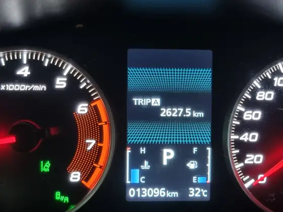 MITSUBISHI ECLIPSE CROSS 1.5 MIVEC TURBO GASOLINA HPE-S CVT — foto 11