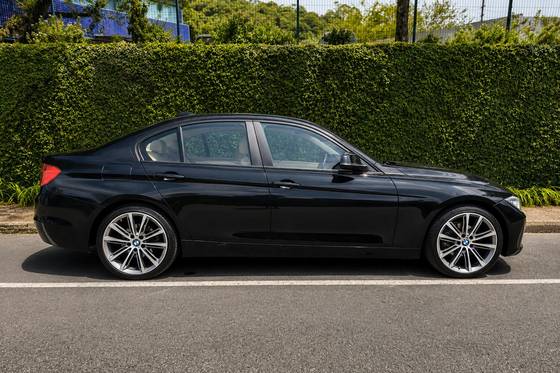 BMW 320i 2.0 16V TURBO ACTIVE FLEX 4P AUTOMÁTICO — foto 8