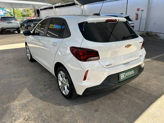 CHEVROLET ONIX 1.0 TURBO FLEX LTZ AUTOMÁTICO — foto 4