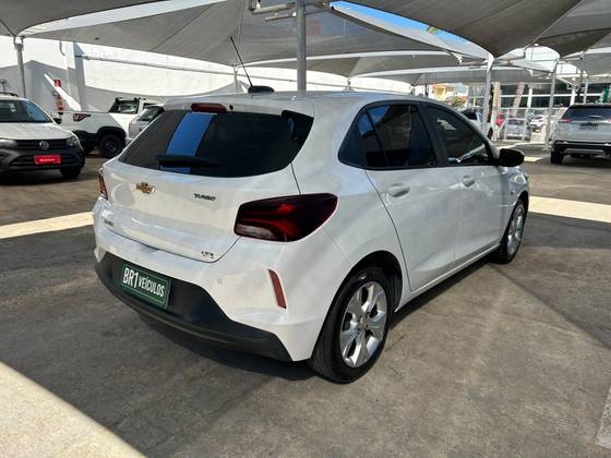 CHEVROLET ONIX 1.0 TURBO FLEX LTZ AUTOMÁTICO — foto 6