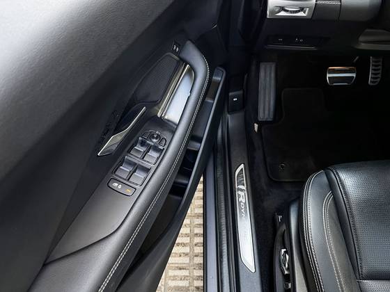 JAGUAR E-PACE 2.0 16V P250 FLEX R-DYNAMIC S AWD AUTOMÁTICO — foto 14