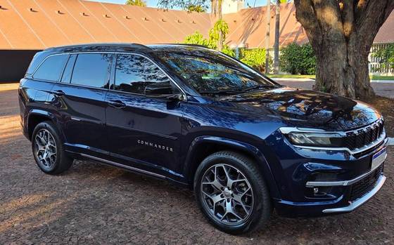 JEEP COMMANDER 1.3 T270 TURBO FLEX OVERLAND AT6 JEEP COMMANDER 1.3 T270 TURBO FLEX OVERLAND AT6