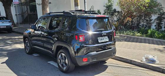 JEEP RENEGADE 1.8 16V FLEX 4P AUTOMÁTICO — foto 3