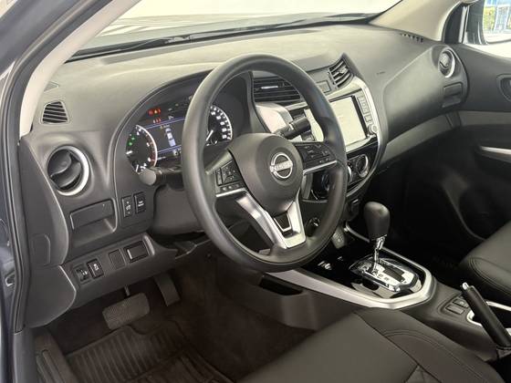 NISSAN FRONTIER 2.3 16V TURBO DIESEL ATTACK CD 4X4 AUTOMÁTICO — foto 11