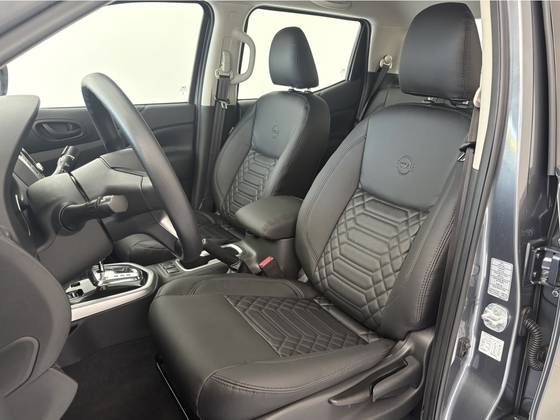 NISSAN FRONTIER 2.3 16V TURBO DIESEL ATTACK CD 4X4 AUTOMÁTICO — foto 12