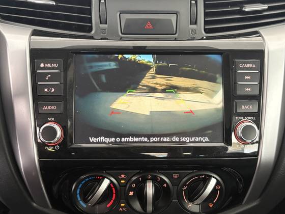 NISSAN FRONTIER 2.3 16V TURBO DIESEL ATTACK CD 4X4 AUTOMÁTICO — foto 19