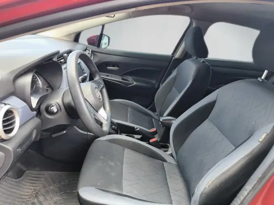 NISSAN VERSA 1.6 16V FLEX ADVANCE XTRONIC — foto 9
