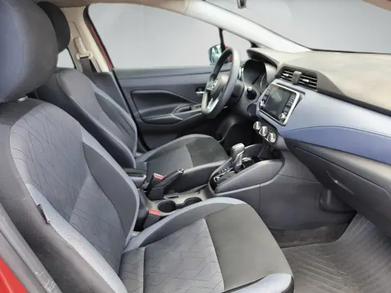NISSAN VERSA 1.6 16V FLEX ADVANCE XTRONIC — foto 13
