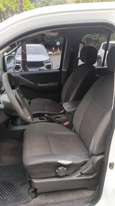 NISSAN FRONTIER 2.5 S 4X4 CD TURBO ELETRONIC DIESEL 4P MANUAL — foto 5