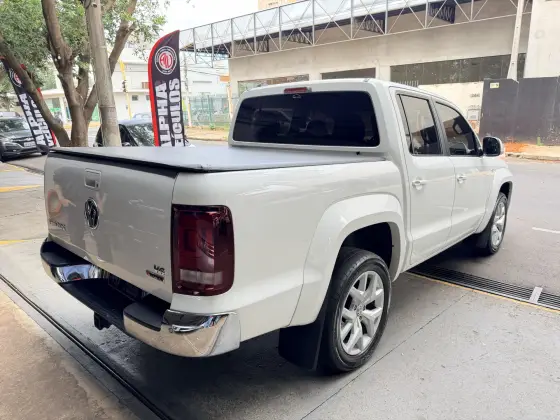 VOLKSWAGEN AMAROK 3.0 V6 TDI DIESEL HIGHLINE CD 4MOTION AUTOMÁTICO — foto 8