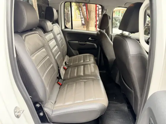 VOLKSWAGEN AMAROK 3.0 V6 TDI DIESEL HIGHLINE CD 4MOTION AUTOMÁTICO — foto 16