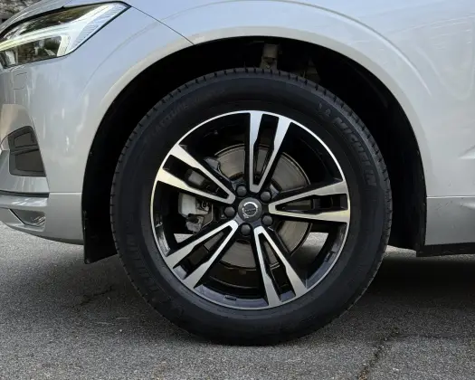VOLVO XC60 2.0 T5 GASOLINA MOMENTUM AWD GEARTRONIC — foto 9