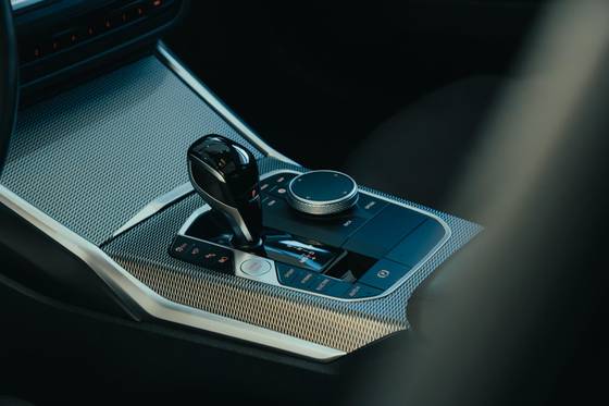 BMW 330e 2.0 16V TURBO HÍBRIDO M SPORT AUTOMÁTICO — foto 14