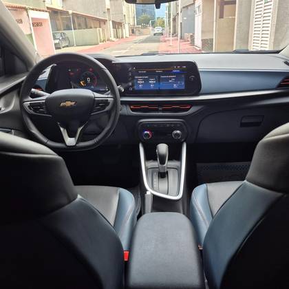 CHEVROLET ONIX 1.0 TURBO FLEX PREMIER AUTOMÁTICO — foto 4