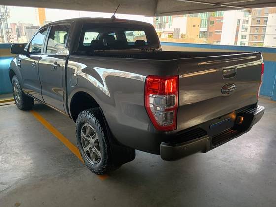 FORD RANGER 2.2 XLS 4X2 CD 16V DIESEL 4P AUTOMÁTICO — foto 3