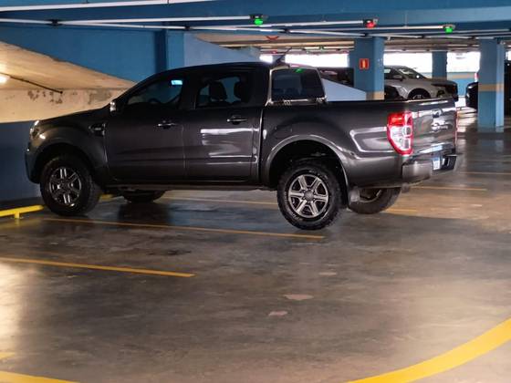 FORD RANGER 2.2 XLS 4X2 CD 16V DIESEL 4P AUTOMÁTICO — foto 5