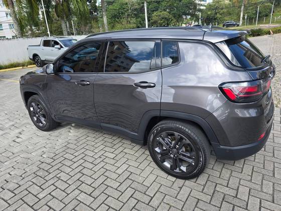 JEEP COMPASS 1.3 T270 TURBO FLEX LONGITUDE AT6 — foto 3