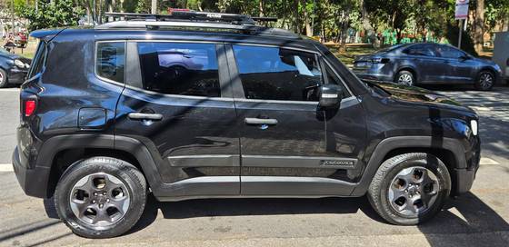 JEEP RENEGADE 1.8 16V FLEX 4P AUTOMÁTICO — foto 8