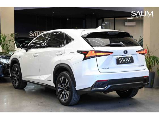 LEXUS NX 300h 2.5 16V VVT-I HYBRID F-SPORT CVT AWD — foto 4