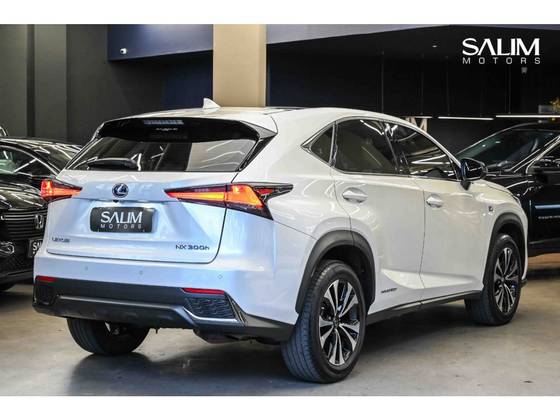 LEXUS NX 300h 2.5 16V VVT-I HYBRID F-SPORT CVT AWD — foto 6