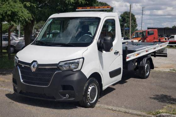 Carro 2.3 DCI DIESEL CHASSI-CABINE L2H1 2P MANUAL