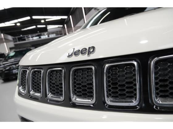 JEEP COMPASS 2.0 16V DIESEL LONGITUDE 4X4 AUTOMÁTICO — foto 4