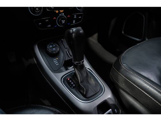 JEEP COMPASS 2.0 16V DIESEL LONGITUDE 4X4 AUTOMÁTICO — foto 12