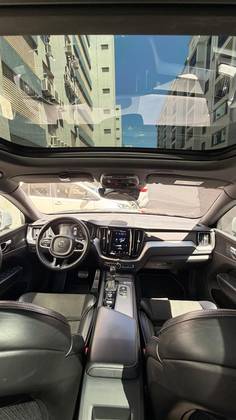 VOLVO XC60 2.0 T5 GASOLINA R-DESIGN AWD GEARTRONIC — foto 6