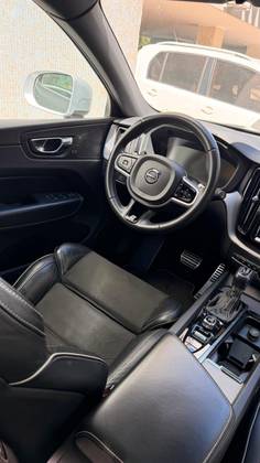 VOLVO XC60 2.0 T5 GASOLINA R-DESIGN AWD GEARTRONIC — foto 7